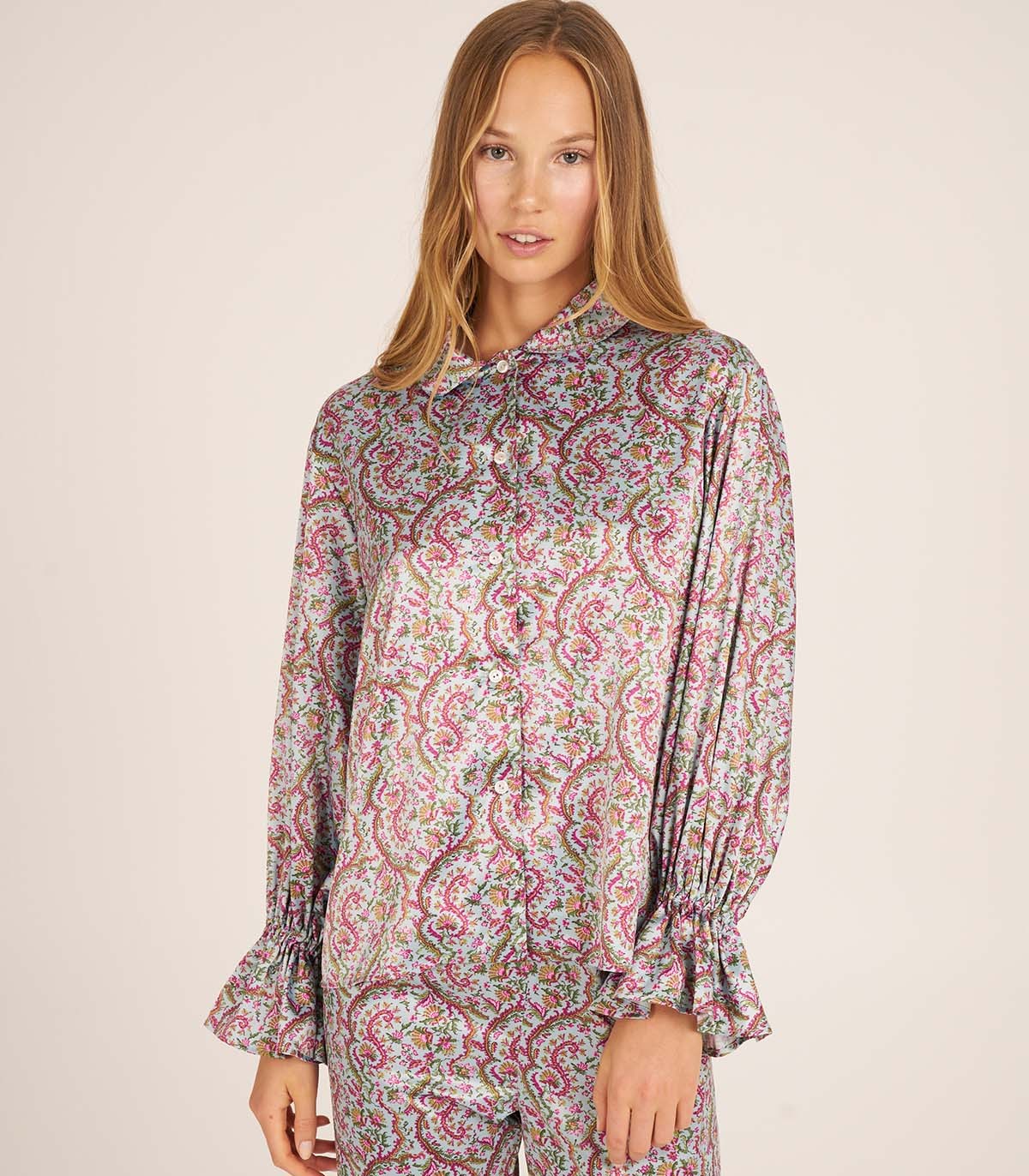 BRANCHE CHEMISE VOL