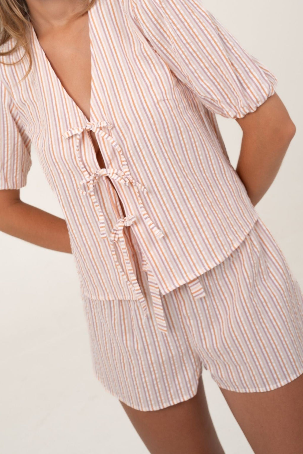 SHORT MIEL
