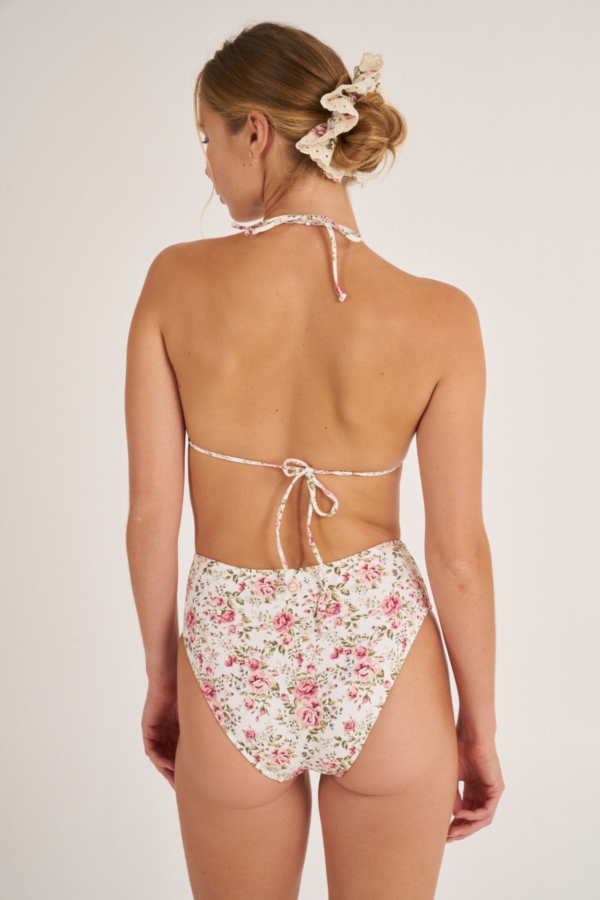 CAMELIA BOTTOM ALTA VIN
