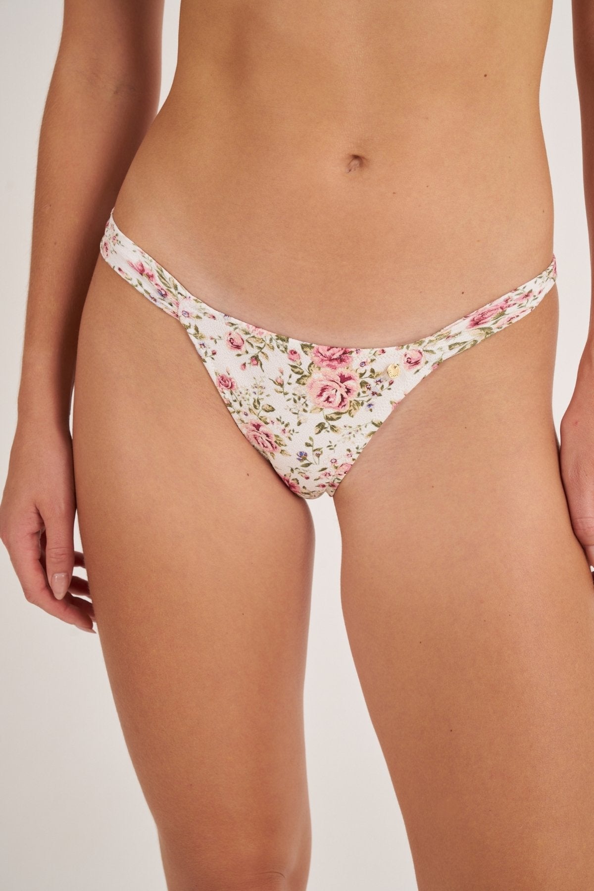 CAMELIA BOTTOM SAND