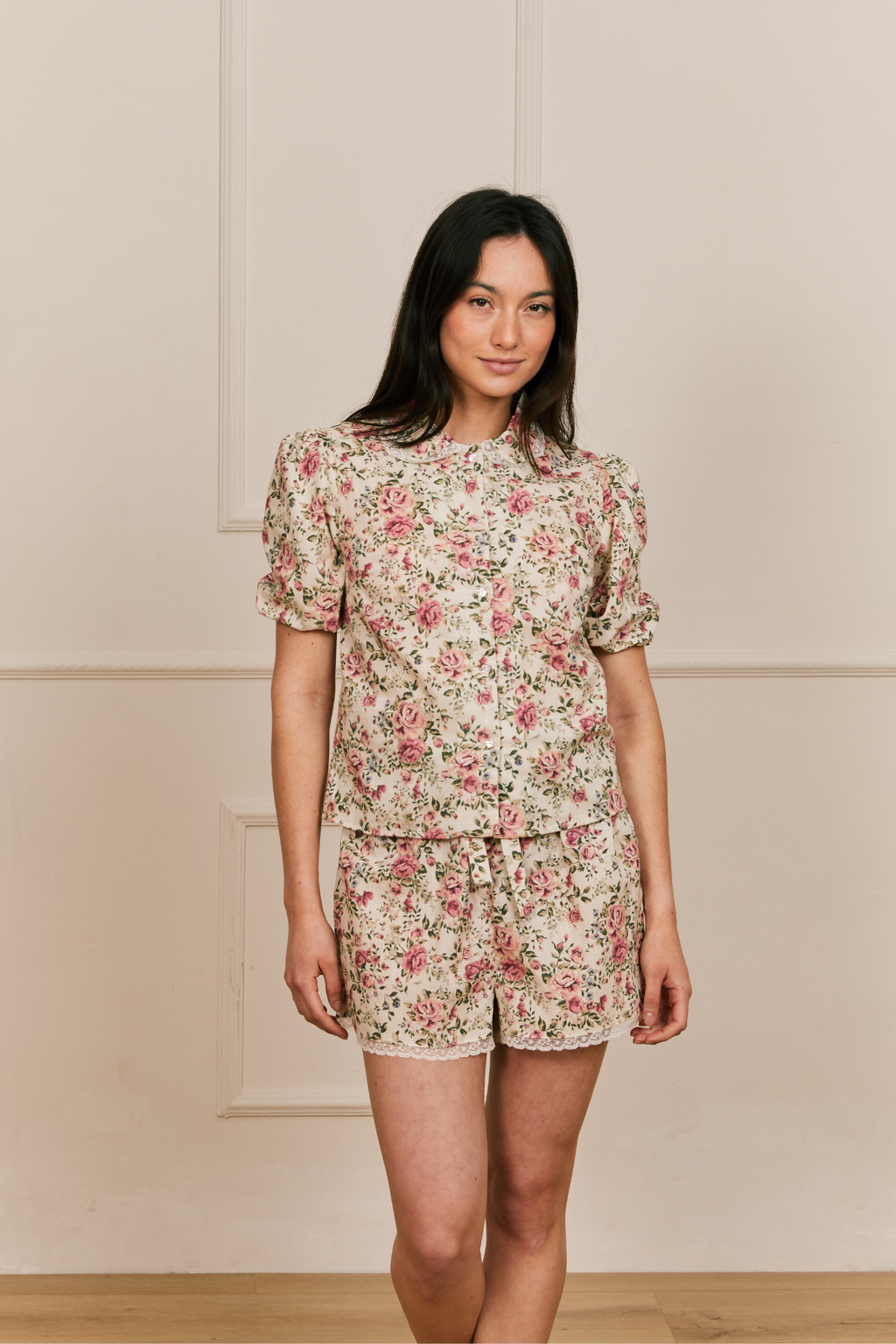 SHORT CAMELIA