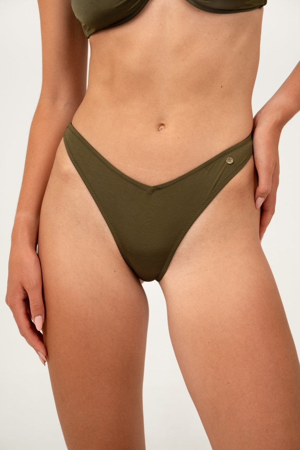 OLIVIA BOTTOM TAN